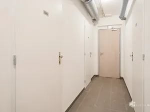 Pronájem bytu 1+kk, Praha - Hloubětín, Poděbradská, 35 m2