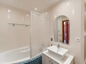 Pronájem bytu 2+kk, Praha - Uhříněves, Saturnova, 45 m2