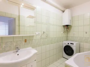 Prodej bytu 3+1, Čebín, 83 m2