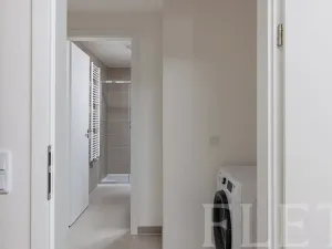 Pronájem bytu 2+kk, Praha - Kamýk, Hodkovická, 47 m2