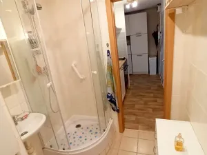 Pronájem bytu 2+kk, Praha - Krč, Hurbanova, 32 m2
