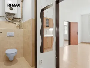 Pronájem bytu 2+kk, Praha - Vršovice, Tolstého, 56 m2