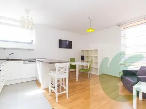 Pronájem bytu 2+kk, Praha - Hrdlořezy, U Smetanky, 48 m2