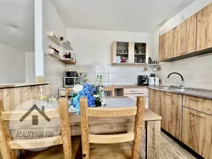 Prodej bytu 3+1, Slaný, Pražská, 71 m2