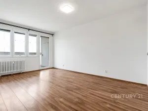 Pronájem bytu 2+1, Praha - Kamýk, Zárubova, 61 m2