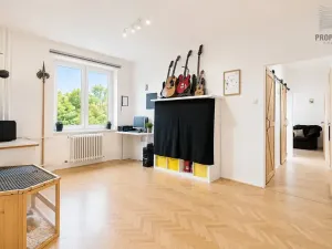 Prodej bytu 4+1, Adamov, Komenského, 102 m2