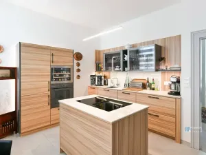 Prodej atypického bytu, Praha - Josefov, Valentinská, 108 m2