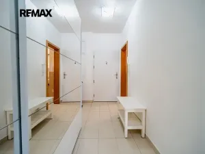Prodej bytu 4+kk, Praha - Strašnice, Zvěřinova, 92 m2