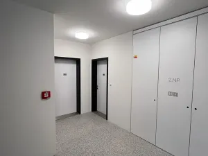 Pronájem bytu 2+kk, Praha - Smíchov, Nádražní, 52 m2