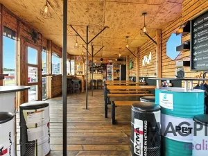 Pronájem restaurace, Praha - Uhříněves, Přátelství, 172 m2
