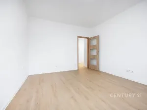 Prodej bytu 2+1, Plzeň, Ořechová, 68 m2