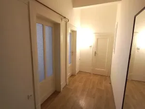 Pronájem bytu 2+kk, Praha - Bubeneč, Raisova, 41 m2