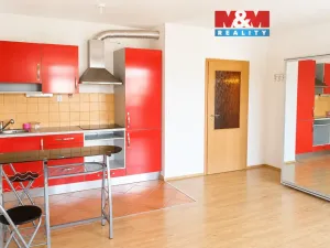 Prodej bytu 1+kk, Praha - Horní Měcholupy, Boloňská, 33 m2