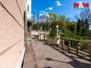Prodej atypického bytu, Orlová - Město, Fr. Palackého, 140 m2