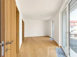 Pronájem bytu 2+kk, Praha - Michle, Hodonínská, 59 m2