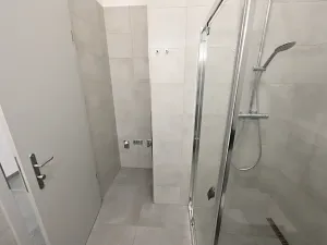 Pronájem bytu 1+kk, Praha - Vinohrady, Vinohradská, 41 m2
