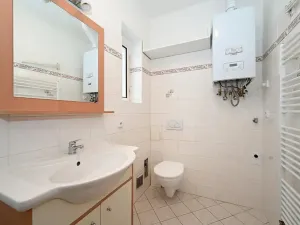 Pronájem bytu 2+kk, Praha - Vysočany, Spojovací, 36 m2