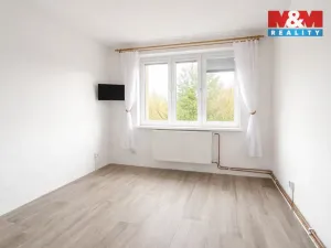 Prodej bytu 3+1, Dobev - Stará Dobev, 73 m2