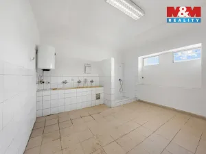 Prodej obchodního prostoru, Ústí nad Labem - Neštěmice, Veslařská, 240 m2