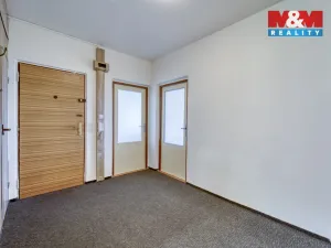 Prodej bytu 2+1, Hroznětín, Sídliště, 56 m2