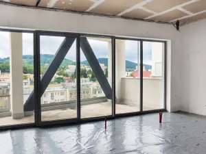 Prodej bytu 2+kk, Zlín, Lorencova, 81 m2