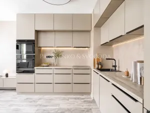 Pronájem bytu 2+kk, Hradec Králové, Průběžná, 58 m2