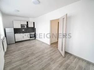 Pronájem bytu 1+kk, Brno, Poděbradova, 29 m2