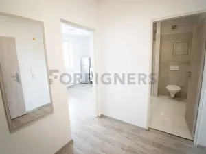 Pronájem bytu 1+kk, Brno, Poděbradova, 29 m2
