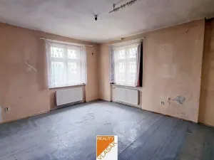 Prodej bytu 1+1, Kadaň, kpt. Jaroše, 67 m2