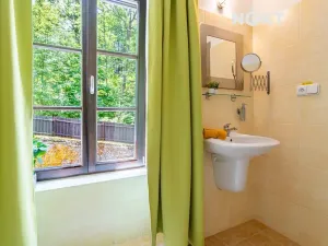 Prodej obchodního prostoru, Český Krumlov, Chvalšinská, 522 m2