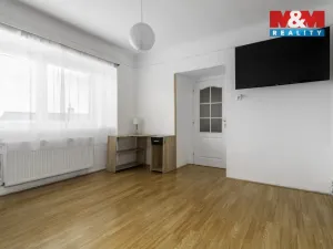 Prodej rodinného domu, Uhersko, 120 m2