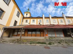 Prodej atypického bytu, Olomouc - Svatý Kopeček, nám. Sadové, 70 m2