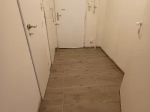 Pronájem bytu 1+kk, Praha - Záběhlice, Mečíková, 25 m2