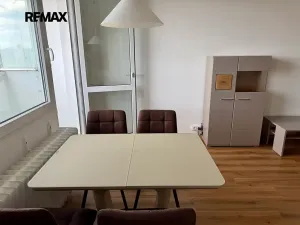 Pronájem bytu 3+kk, Praha - Strašnice, Gutova, 67 m2