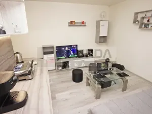 Pronájem bytu 2+kk, Neratovice, 30 m2