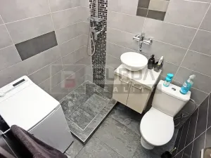Pronájem bytu 2+kk, Neratovice, 30 m2