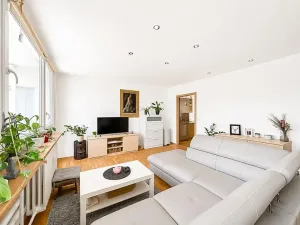 Prodej bytu 3+1, Praha - Komořany, Za sídlištěm, 68 m2