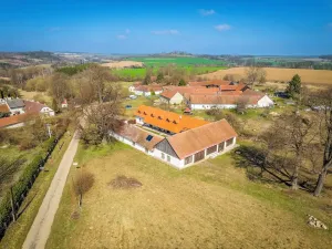 Prodej zemědělské usedlosti, Křelovice, 395 m2