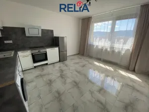 Pronájem bytu 2+kk, Liberec, Pazderkova, 42 m2