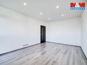 Prodej bytu 2+1, Tachov, Bělojarská, 56 m2