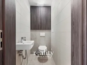 Pronájem bytu 2+kk, Znojmo, Tovární, 62 m2