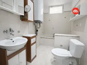 Prodej bytu 2+1, Karlovy Vary, Sokolovská, 77 m2
