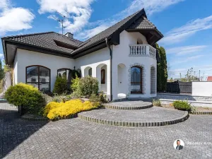 Prodej rodinného domu, Nechanice, Za Kulturním domem, 250 m2