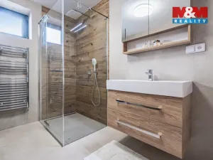 Prodej rodinného domu, Kamenice nad Lipou, Dobšova, 210 m2