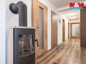 Prodej rodinného domu, Kamenice nad Lipou, Dobšova, 210 m2
