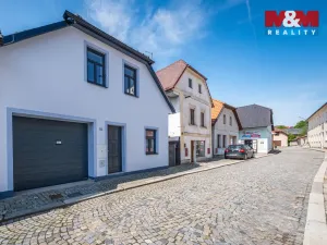 Prodej rodinného domu, Kamenice nad Lipou, Dobšova, 210 m2