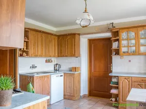 Prodej rodinného domu, Osek, 192 m2