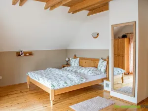 Prodej rodinného domu, Osek, 192 m2