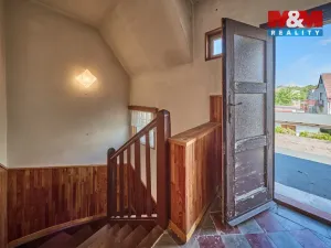 Prodej rodinného domu, Dvůr Králové nad Labem, Sochorova, 200 m2