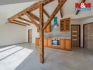 Prodej bytu 4+kk, Krhová, Hlavní, 81 m2